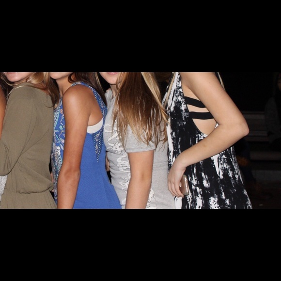 Black and White patterned dress - Picture 3 of 5